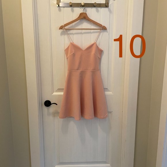 $25 Dresses - Picture 10 of 11